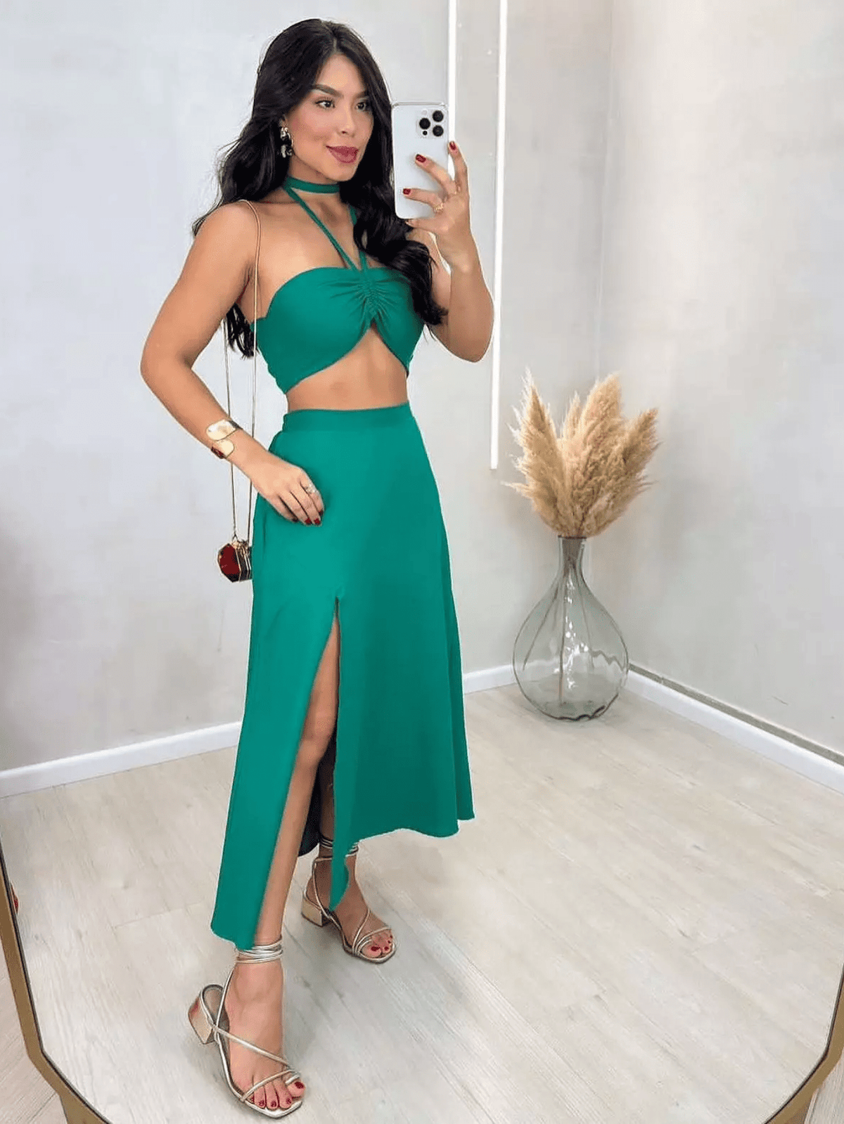 Conjunto Feminino Saia Aberto de Linhos com Bojo