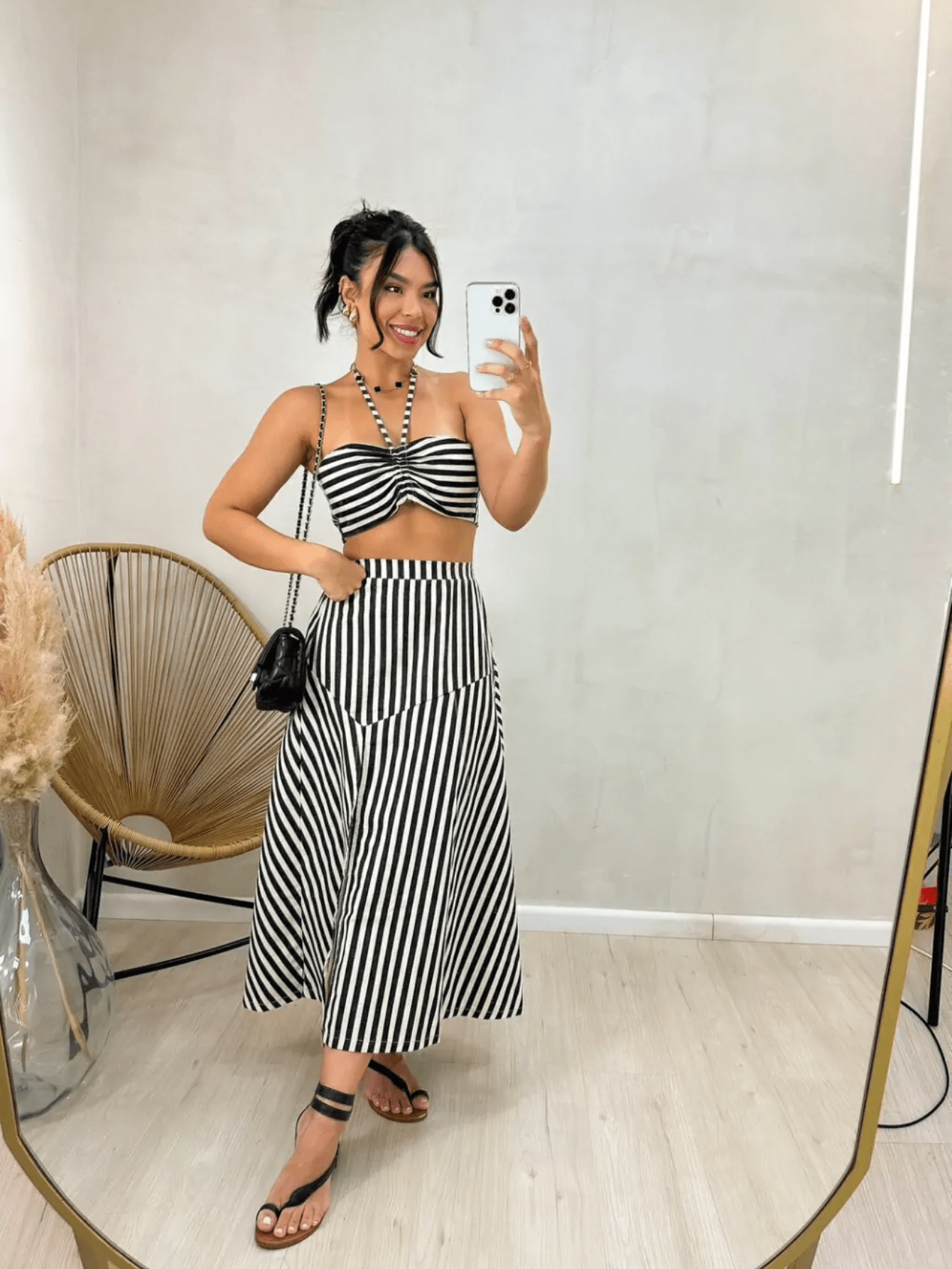 Conjunto Feminino Saia Aberto de Linhos com Bojo